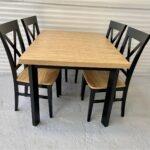 Stół loftowy Titan z krzesłami